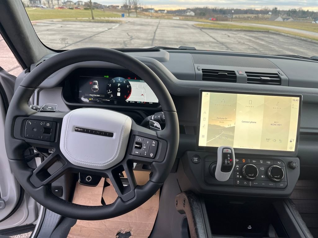 New 2026 Land Rover Defender 110 OCTA image 12