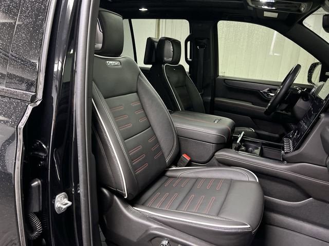 Certified 2025 GMC Yukon AT4 Ultimate w/ LPO, Floor Liner Package AWD/4WD image 29