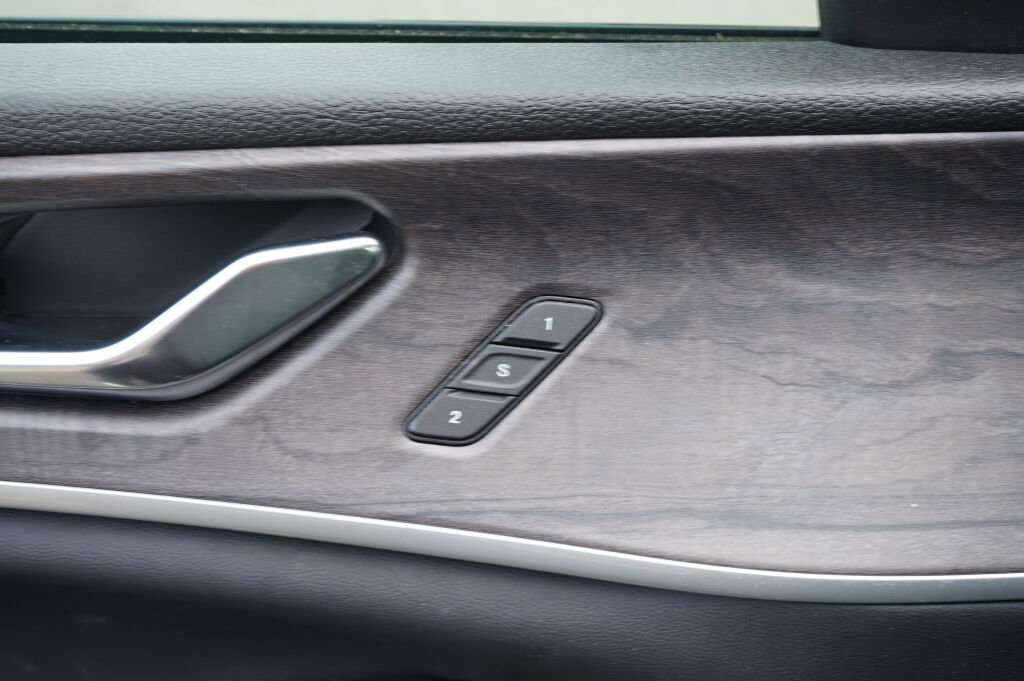 Used 2024 Jeep Grand Cherokee Limited 4xe w/ Trailer Tow Package image 16