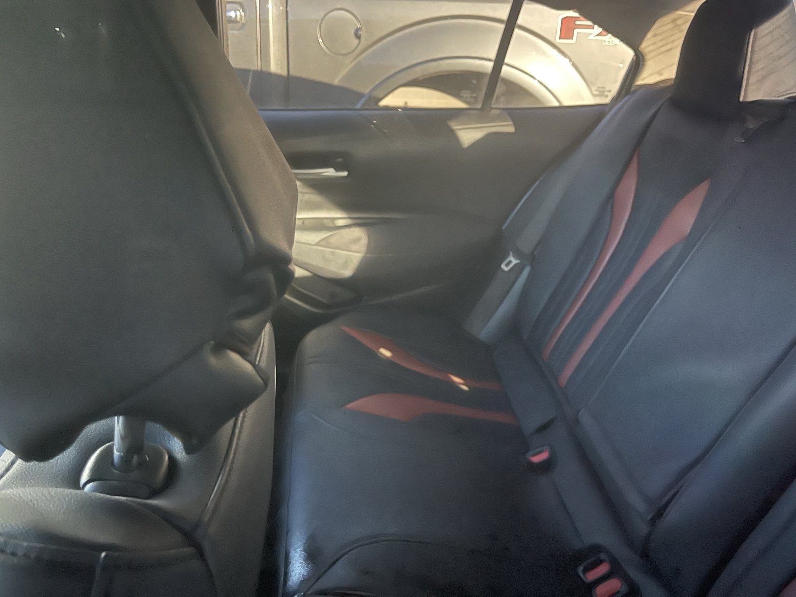 Used 2020 Toyota Corolla LE FWD image 10