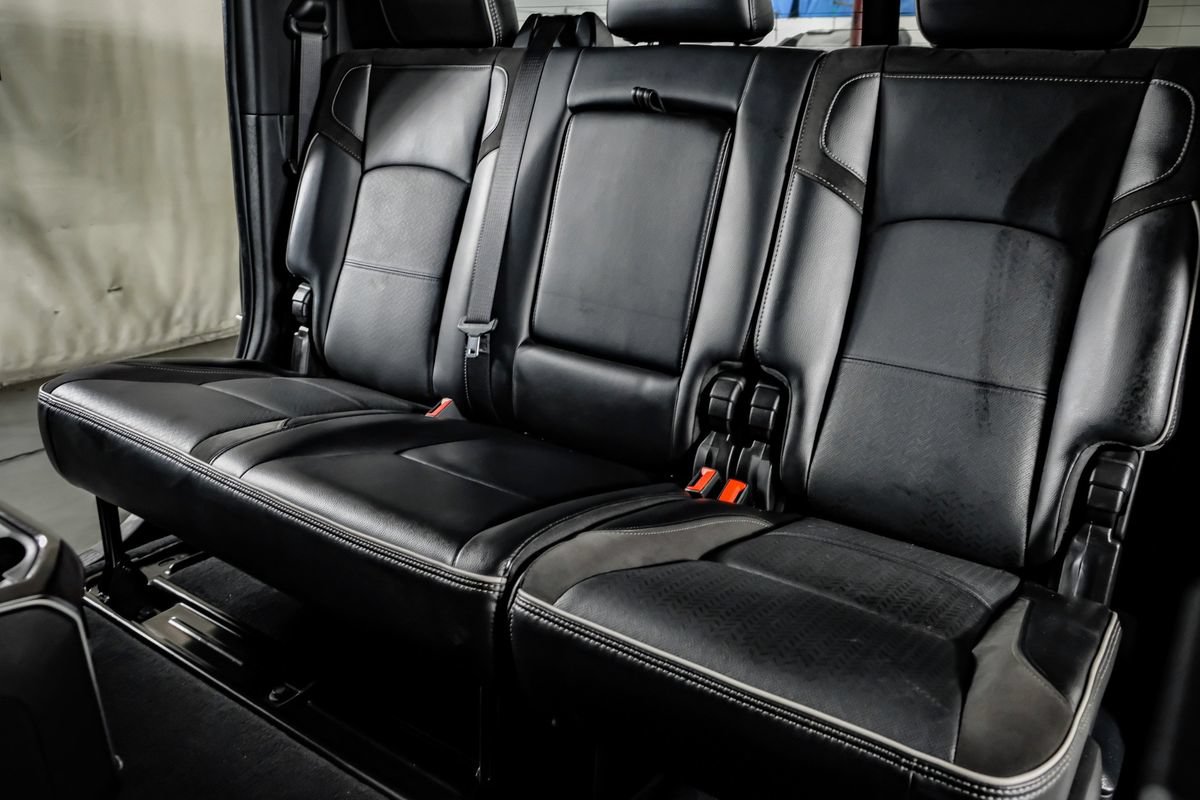 Used 2025 RAM 3500 Laramie AWD/4WD image 32