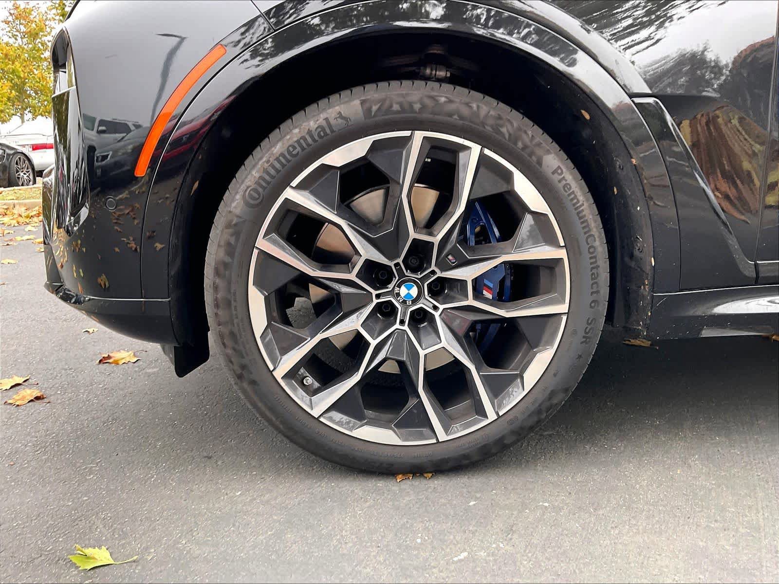 Used 2025 BMW X7 M60i image 11
