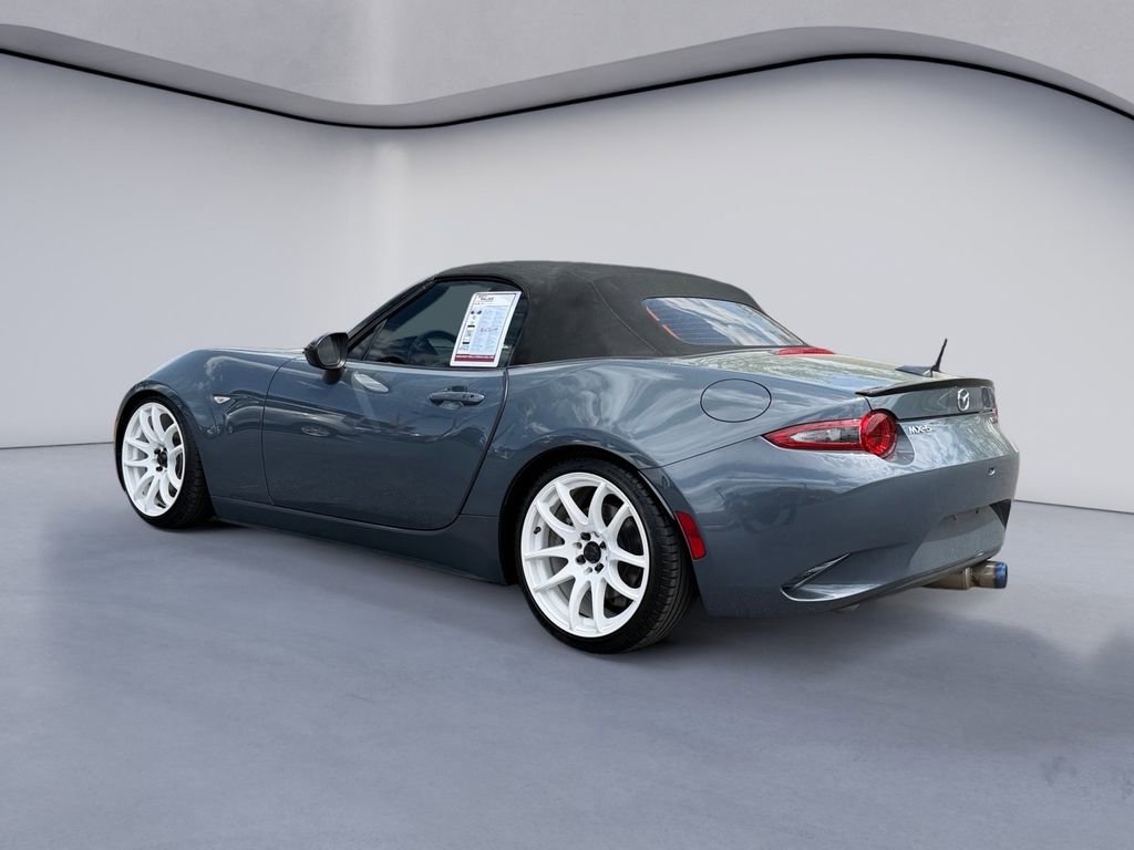 Used 2021 MAZDA MX-5 Miata Club image 3