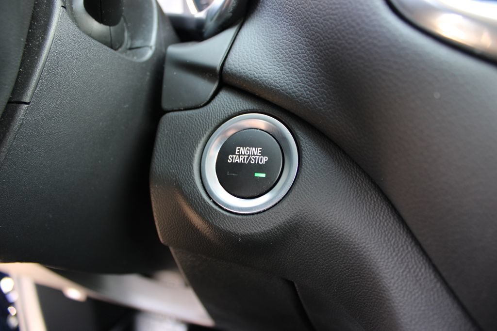 Used 2022 Chevrolet Equinox LT AWD/4WD image 17