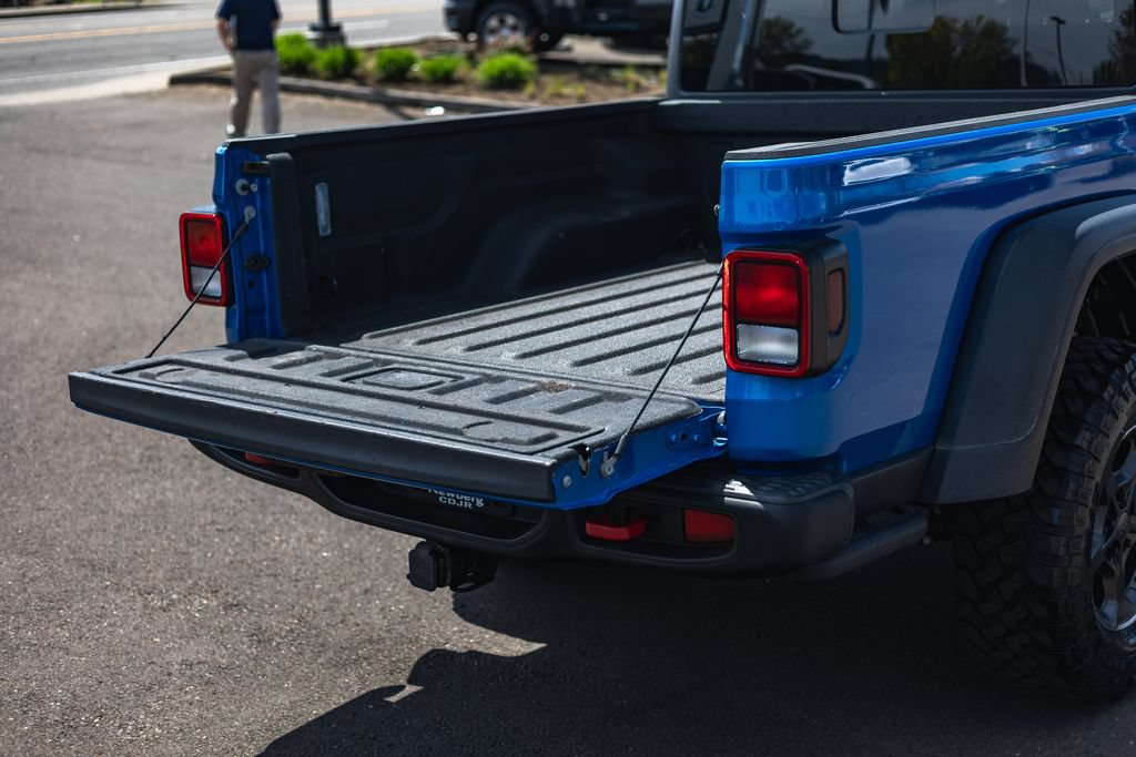 Used 2020 Jeep Gladiator Rubicon w/ Trailer Tow Package AWD/4WD image 10