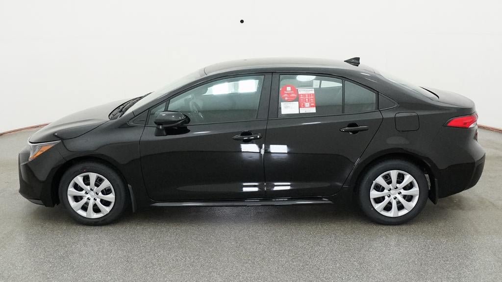 New 2027 Toyota Corolla LE FWD image 3