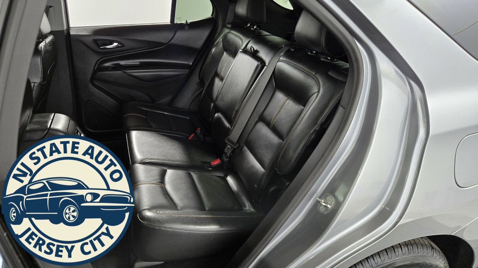 Used 2024 Chevrolet Equinox Premier image 24