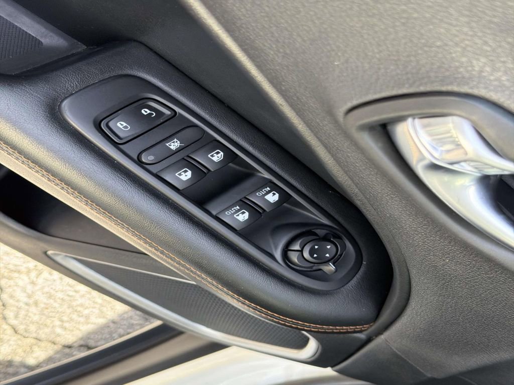 Used 2020 Jeep Compass Limited image 21