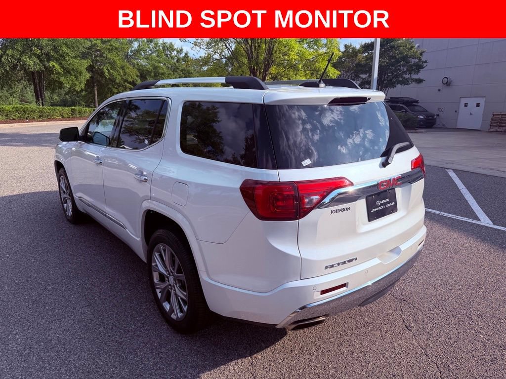 Used 2017 GMC Acadia Denali w/ Technology Package FWD image 5
