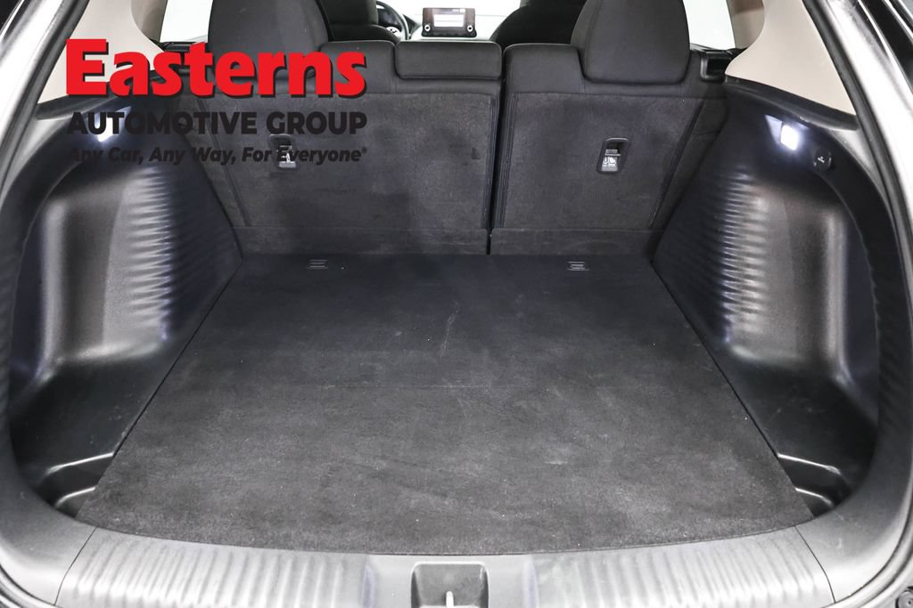 Used 2024 Honda HR-V LX image 9