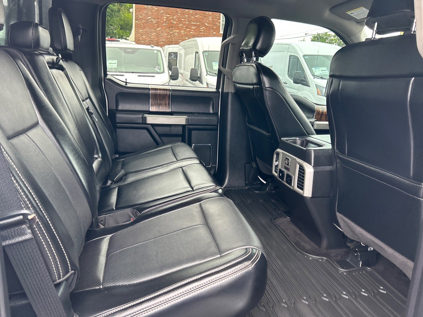 Used 2018 Ford F150 Lariat w/ Equipment Group 502A Luxury AWD/4WD image 21