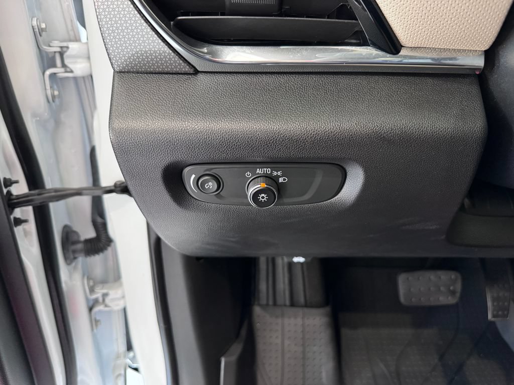 Certified 2023 Chevrolet Traverse Premier AWD/4WD image 26