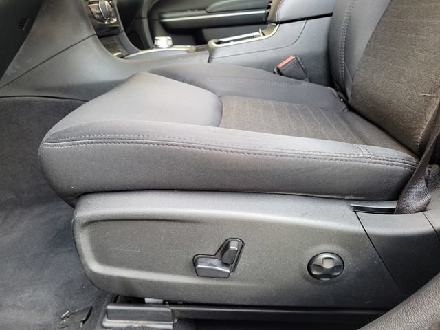 Used 2019 Chrysler 300 Touring w/ Sport Appearance Package RWD image 21