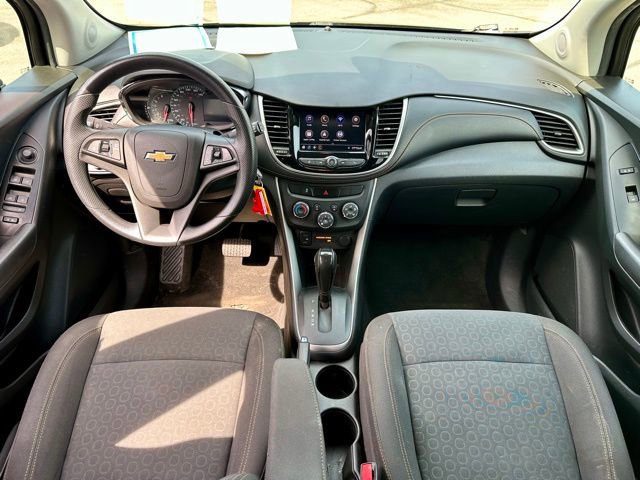 Used 2020 Chevrolet Trax LS w/ Tint and Cruise Package FWD image 16