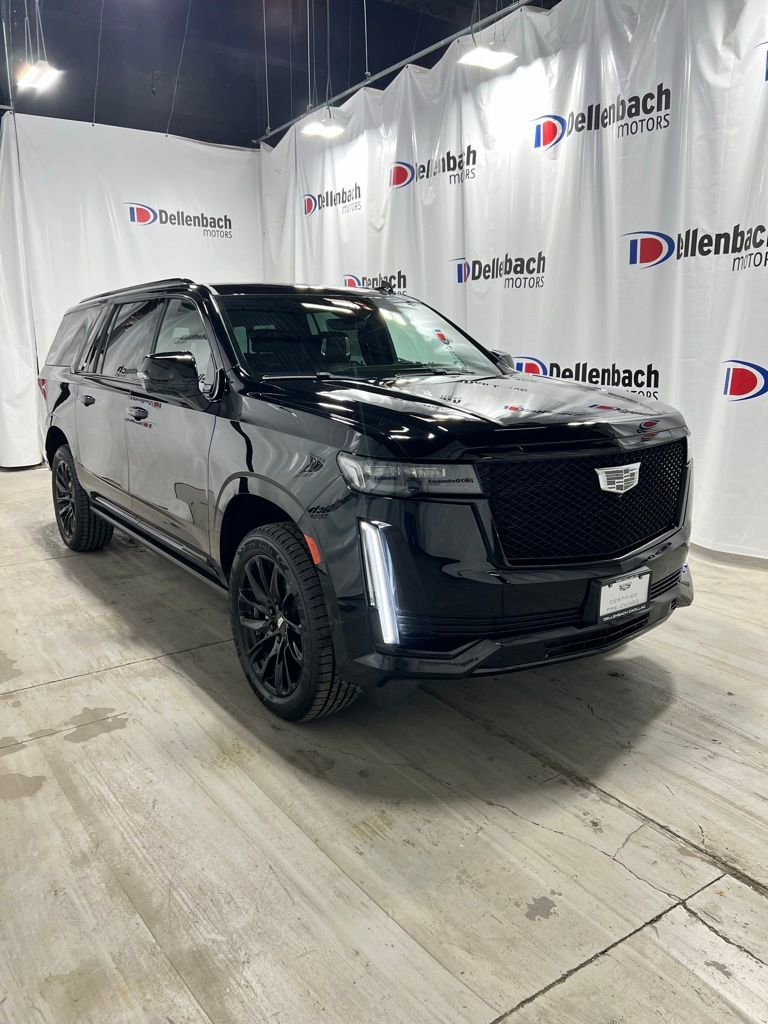 Certified 2023 Cadillac Escalade ESV Sport Platinum w/ LPO, ONYX Package AWD/4WD image 8