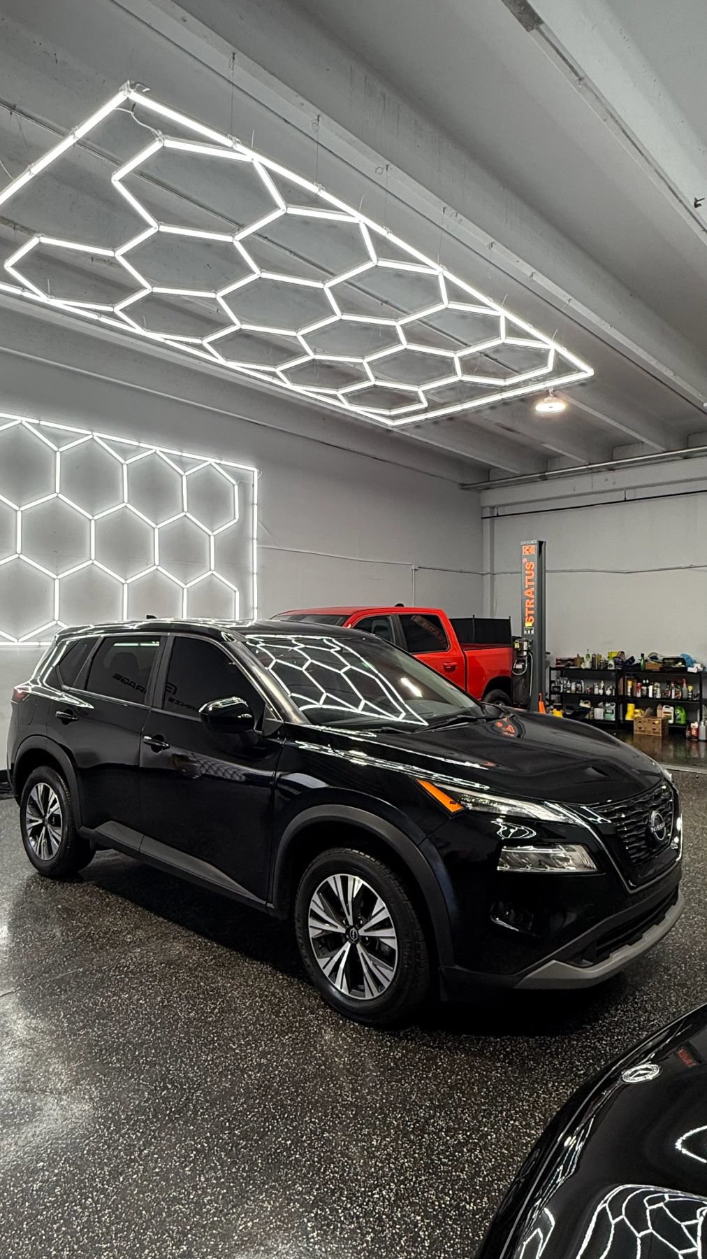 Used 2023 Nissan Rogue SV AWD/4WD image 6