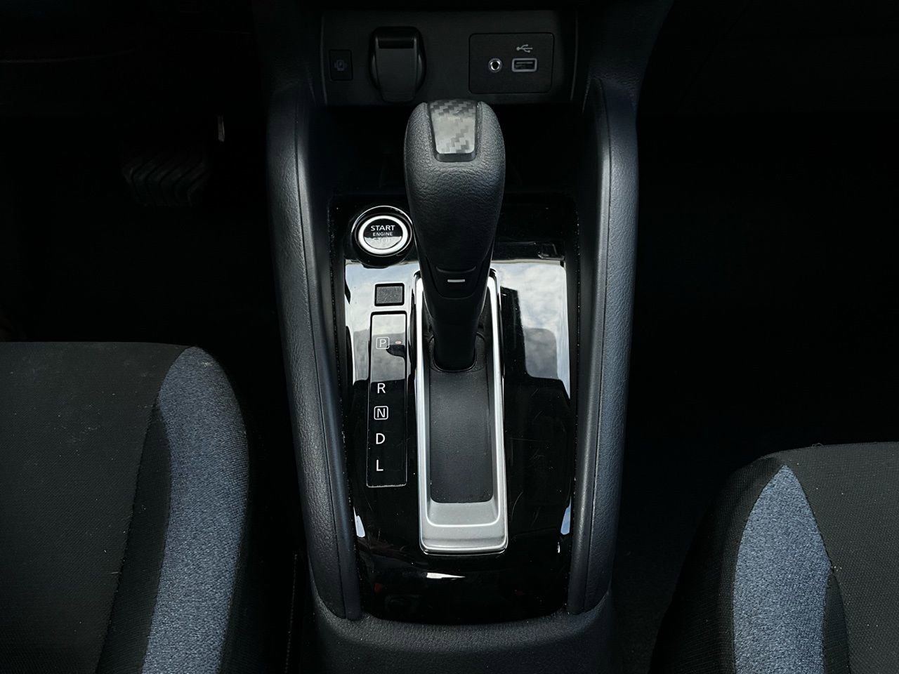 Used 2025 Nissan Versa SV image 21