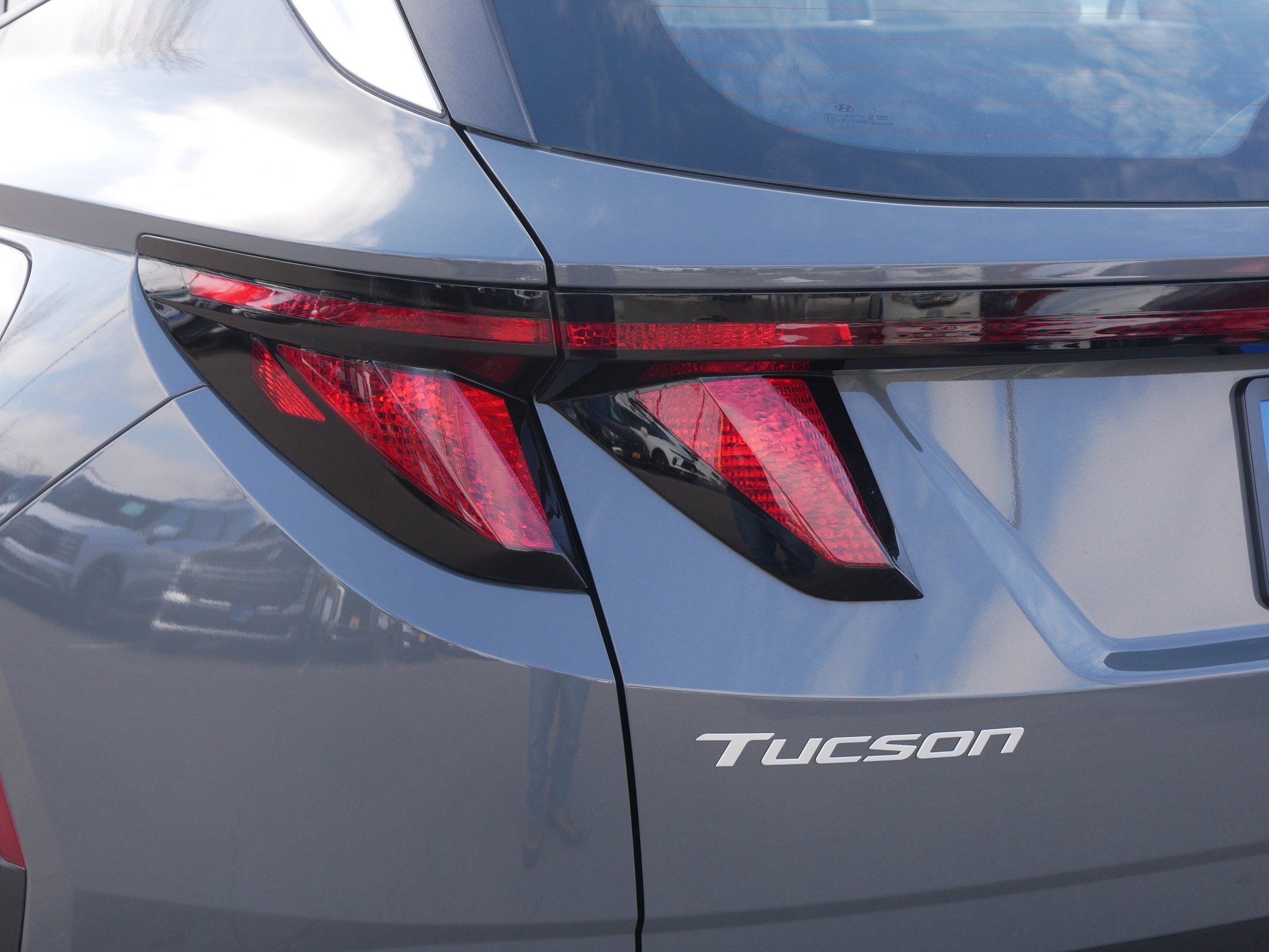 Certified 2025 Hyundai Tucson SE image 17