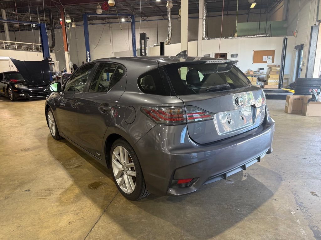 Used 2015 Lexus CT 200h FWD image 6