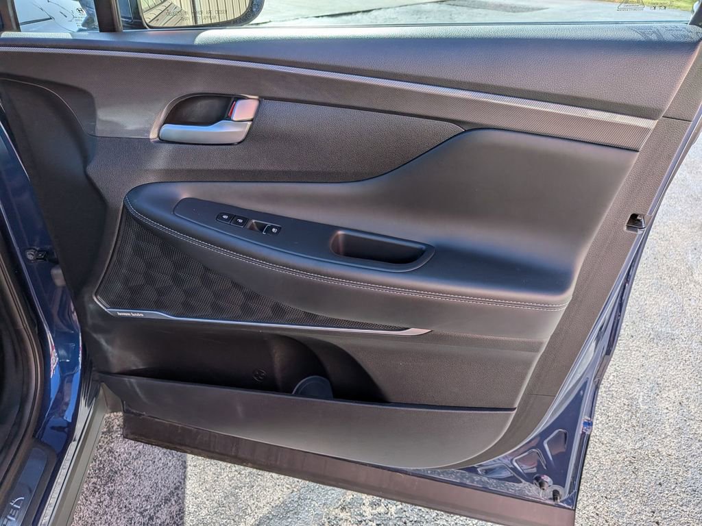 Used 2021 Hyundai Santa Fe Limited image 28