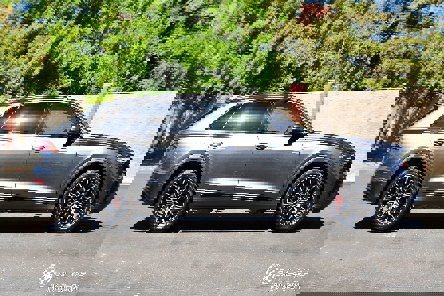 Used 2021 Audi Q8 Premium Plus w/ Premium Plus Package image 2