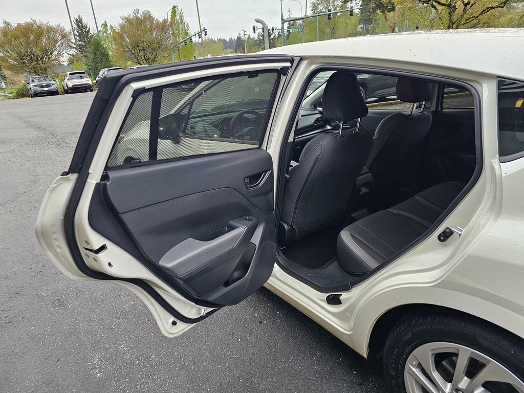 Certified 2025 Subaru Impreza 2.0i image 15