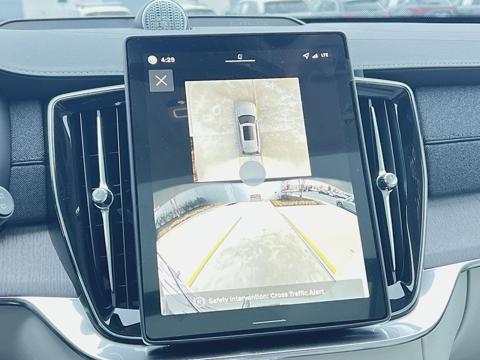 New 2026 Volvo XC90 T8 Ultra w/ Lounge Package image 19