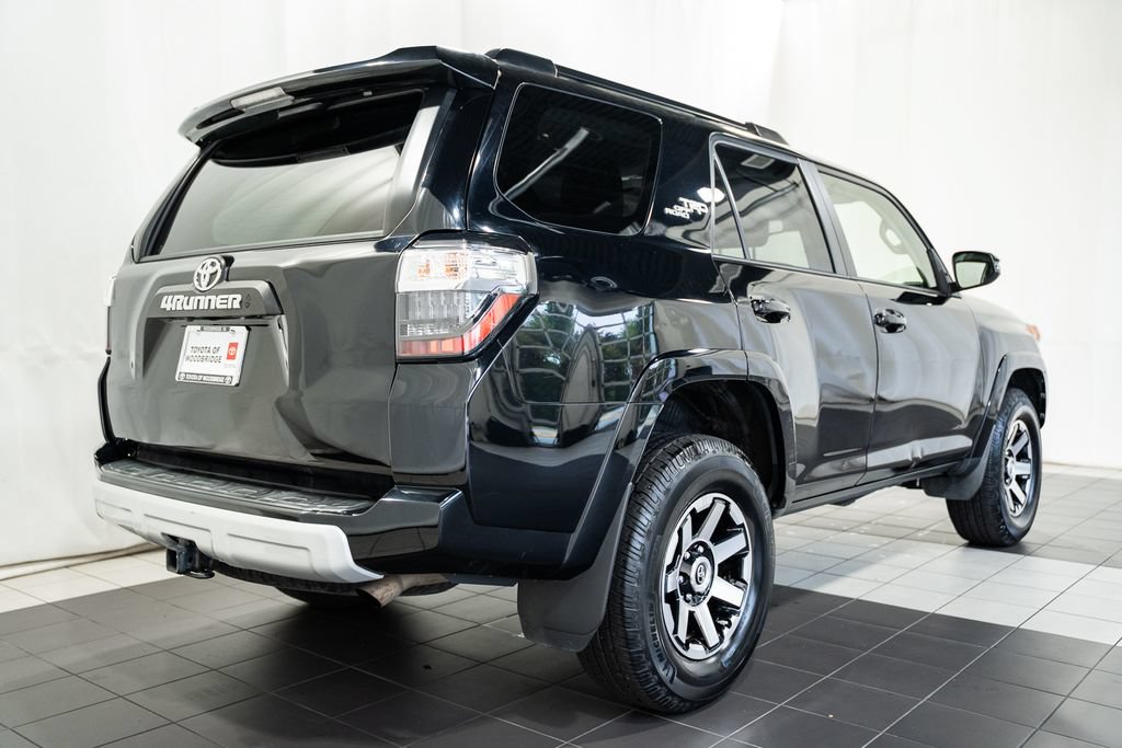 Used 2020 Toyota 4Runner TRD Off-Road Premium w/ Moonroof Package AWD/4WD image 4