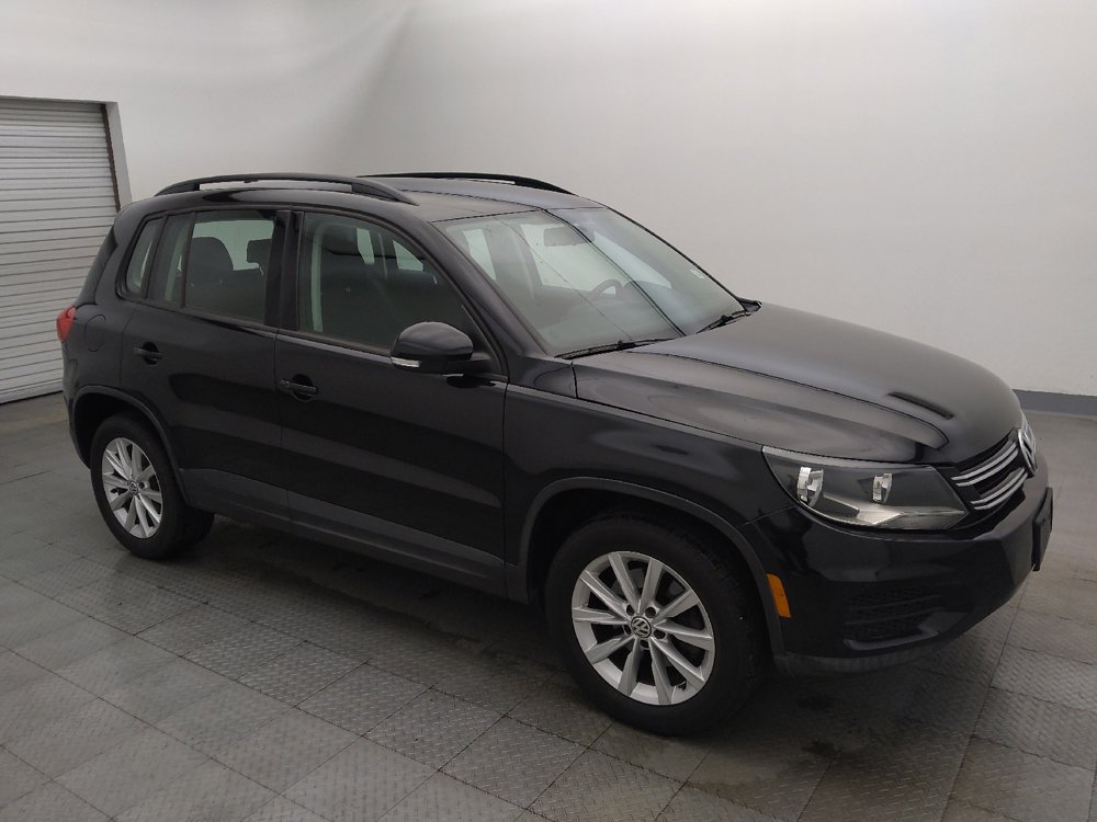 Used 2017 Volkswagen Tiguan Limited w/ Premium Package AWD/4WD image 11