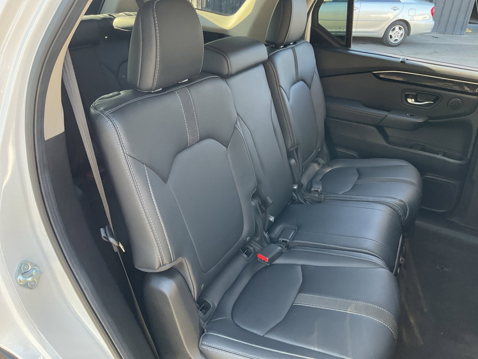Used 2025 Honda Pilot Touring image 21