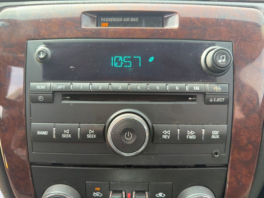 Used 2010 Chevrolet Impala LT FWD image 15