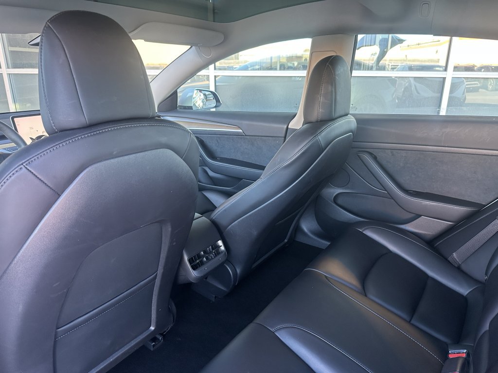 Used 2022 Tesla Model 3 RWD image 31