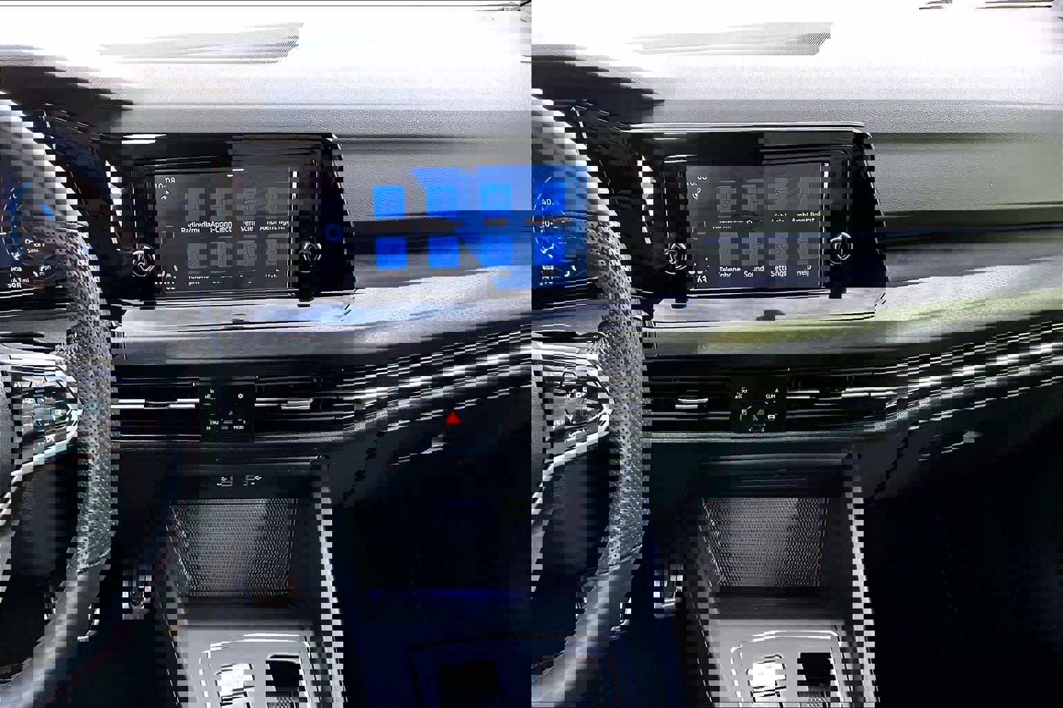 Used 2022 Volkswagen GTI S image 8