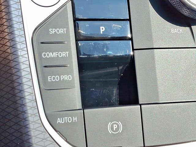 Certified 2025 BMW 330i xDrive Sedan w/ Premium Package image 18