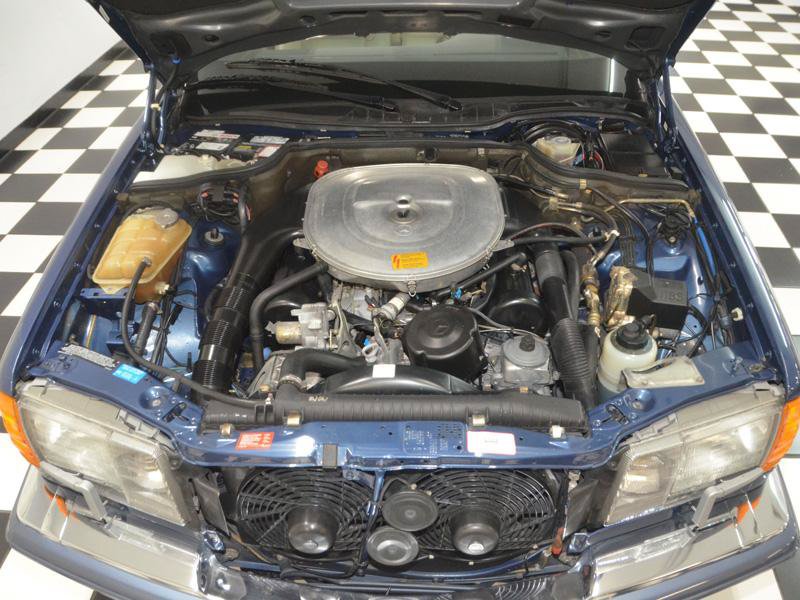 Used 1990 Mercedes-Benz 560 SEL image 11