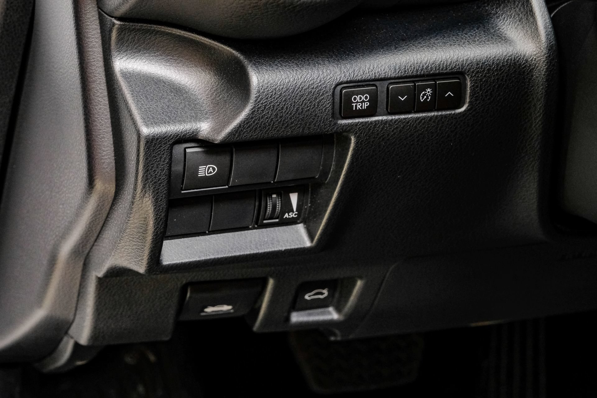 Used 2025 Lexus IS 350 F Sport RWD image 30
