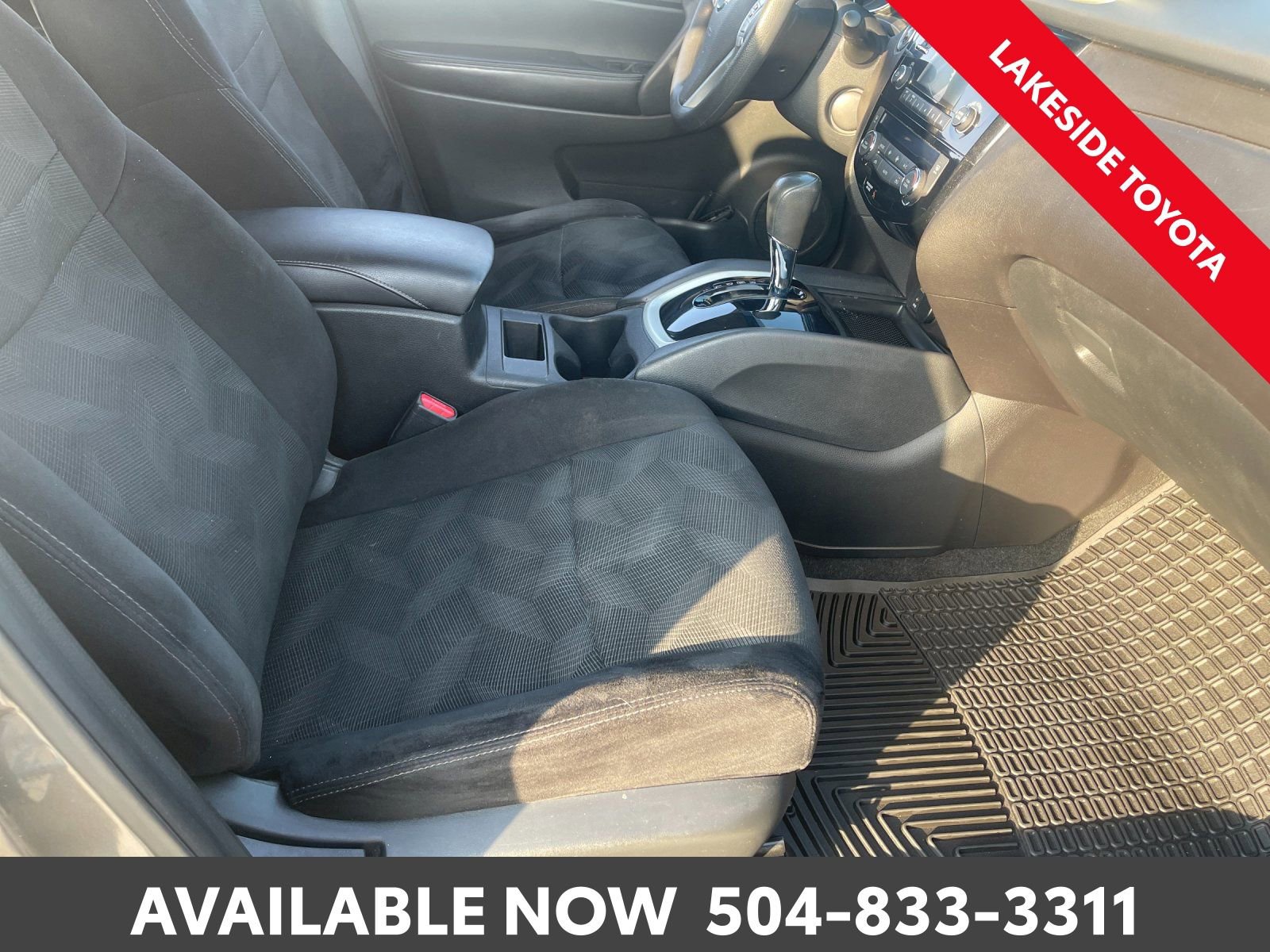 Used 2016 Nissan Rogue SV image 17