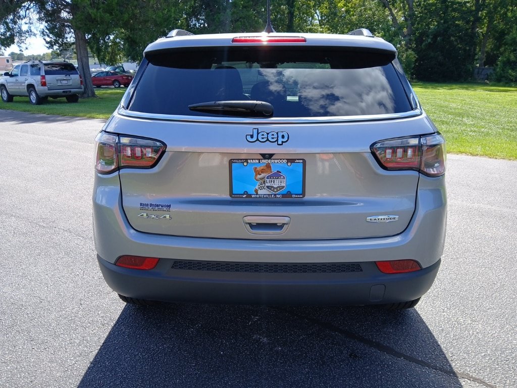 Certified 2024 Jeep Compass Latitude AWD/4WD image 5