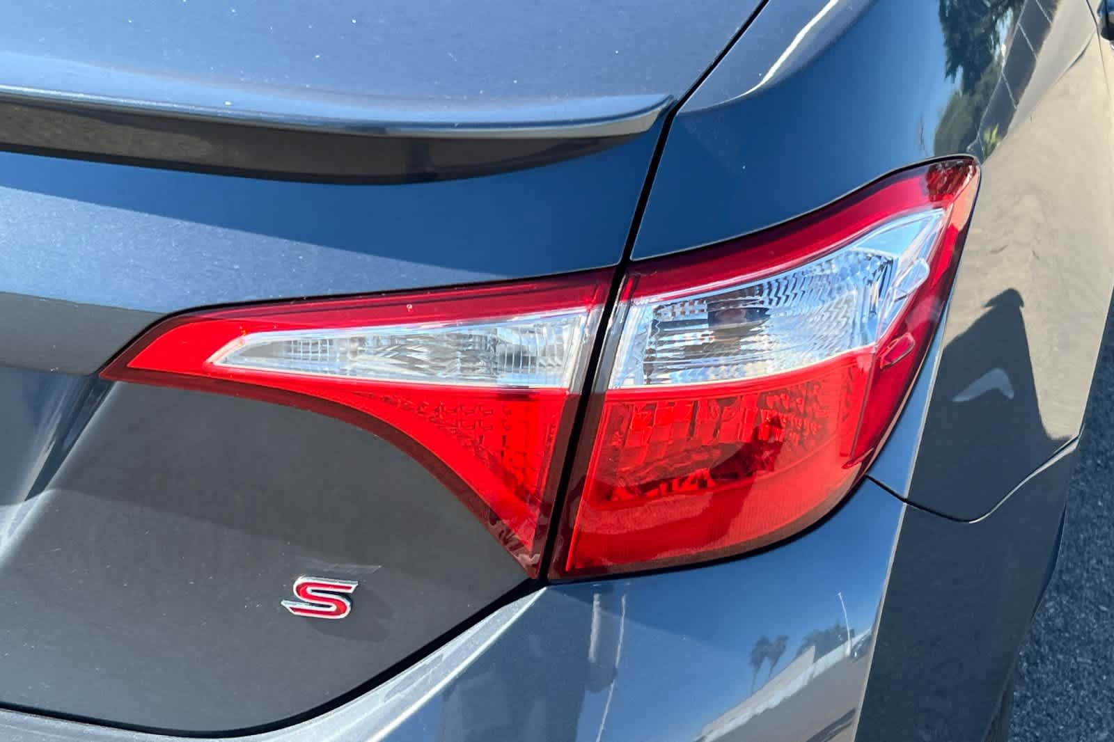 Used 2016 Toyota Corolla S FWD image 18