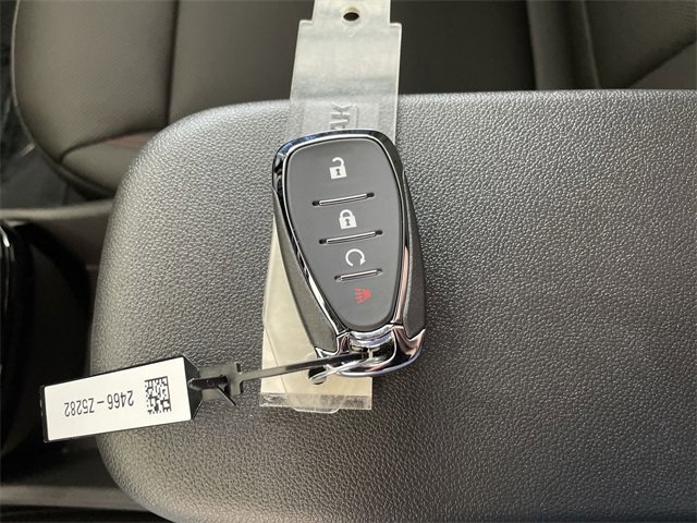 New 2025 Chevrolet Trax RS w/ Sunroof Package image 31