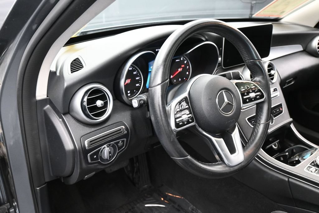 Used 2019 Mercedes-Benz C 300 Sedan image 15