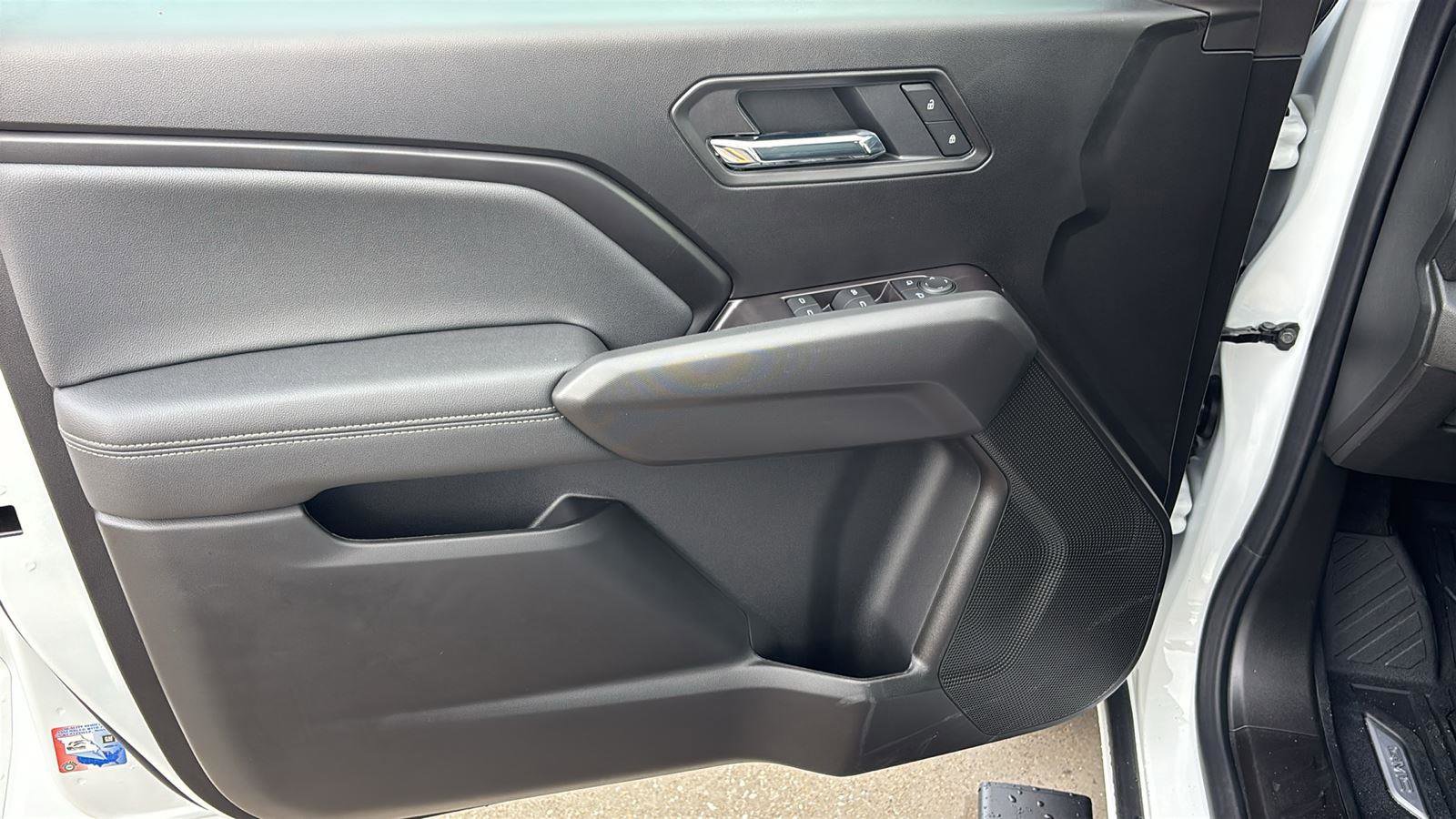 New 2026 GMC Canyon Elevation w/ Convenience Package RWD image 15