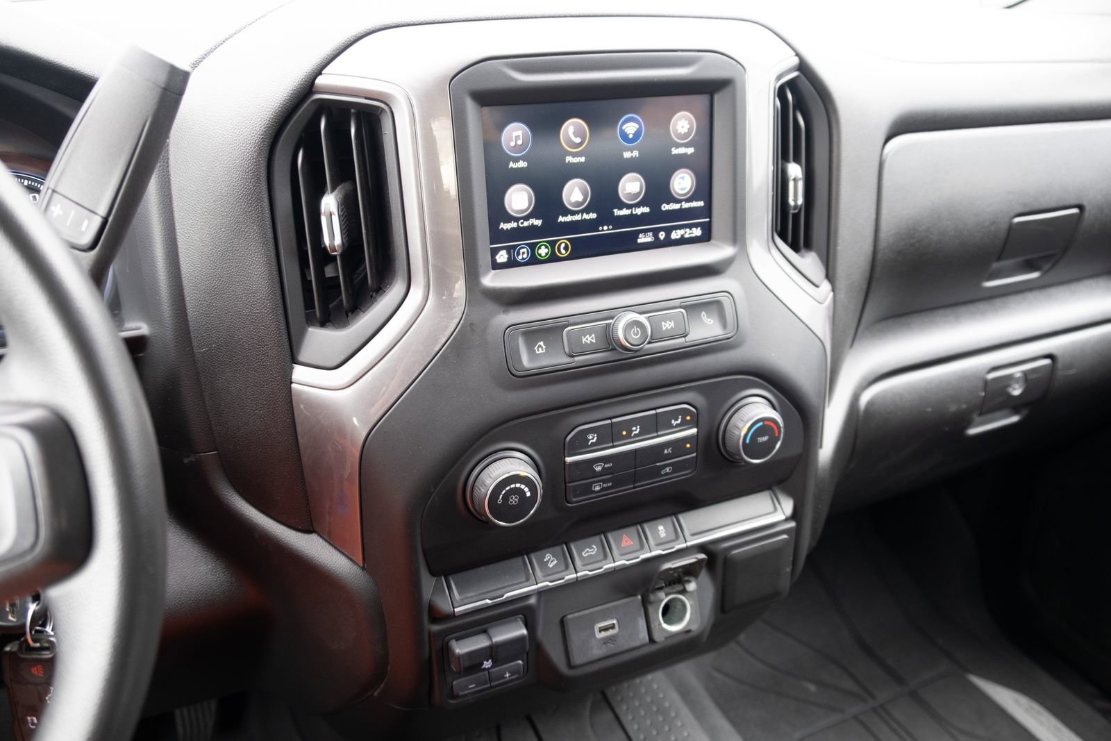 Used 2020 Chevrolet Silverado 1500 Custom Trail Boss w/ Custom Convenience Package AWD/4WD image 6