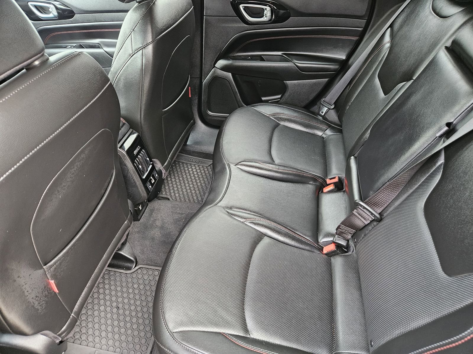 Used 2022 Jeep Compass Trailhawk w/ Trailhawk Elite Group image 33