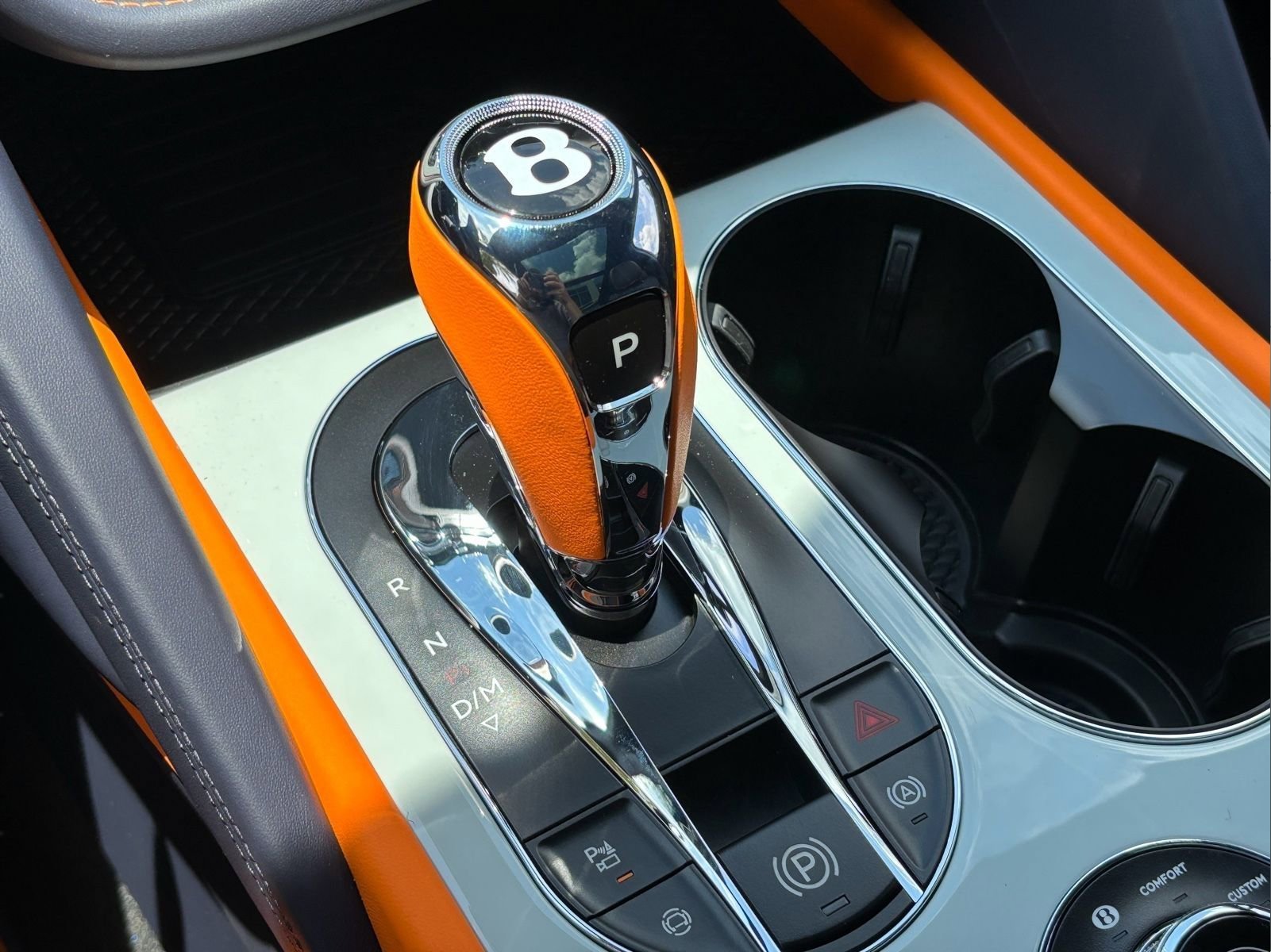 Used 2024 Bentley Bentayga image 51