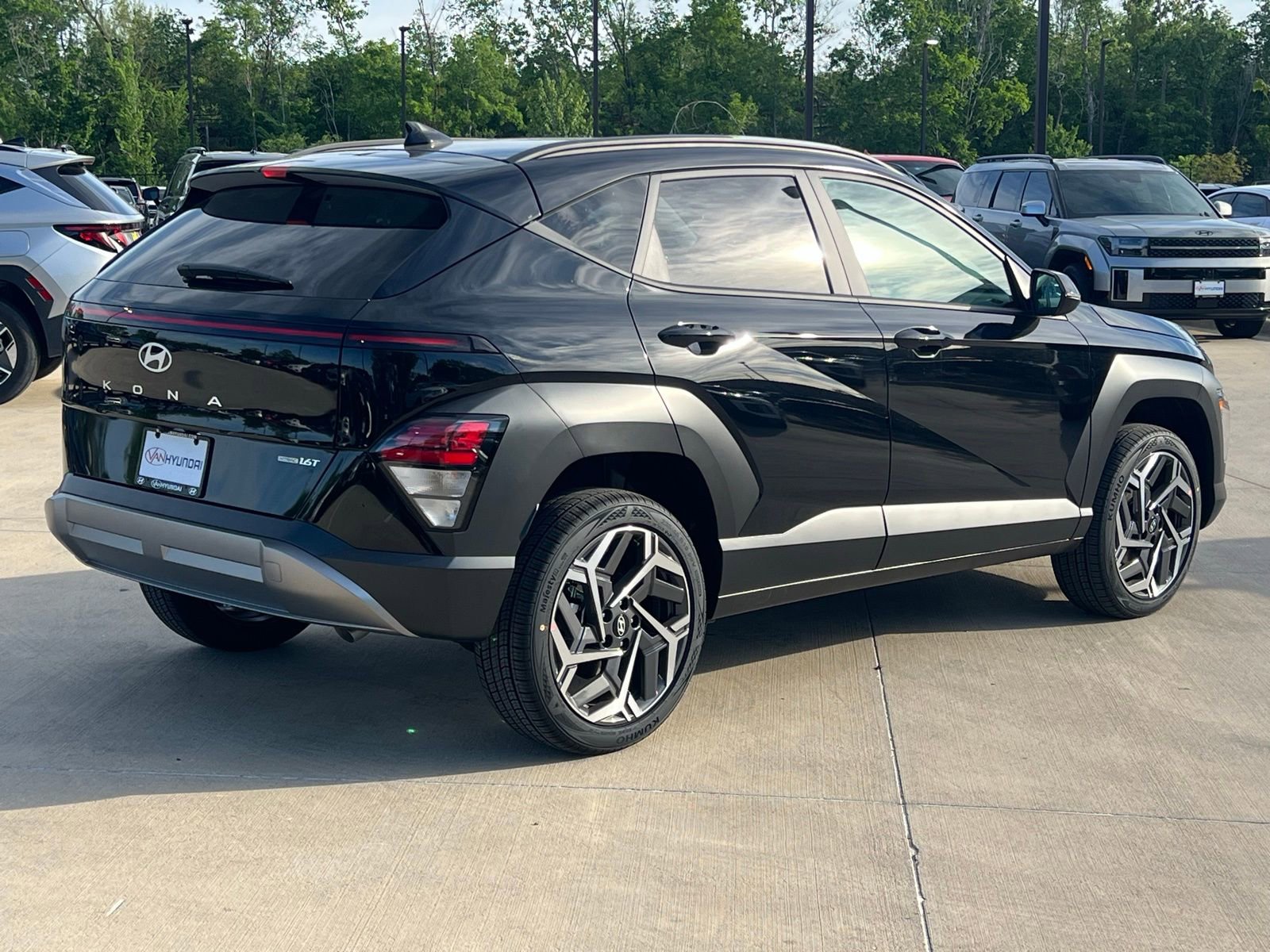 New 2026 Hyundai Kona SEL Premium AWD/4WD image 11