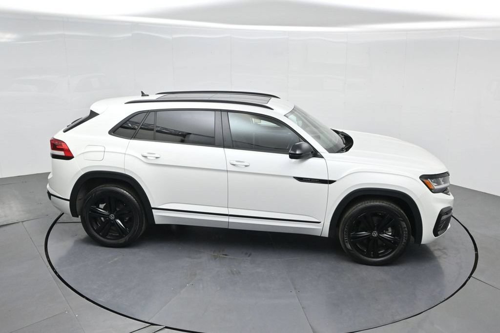 Used 2023 Volkswagen Atlas Cross Sport SEL R-Line AWD/4WD image 45
