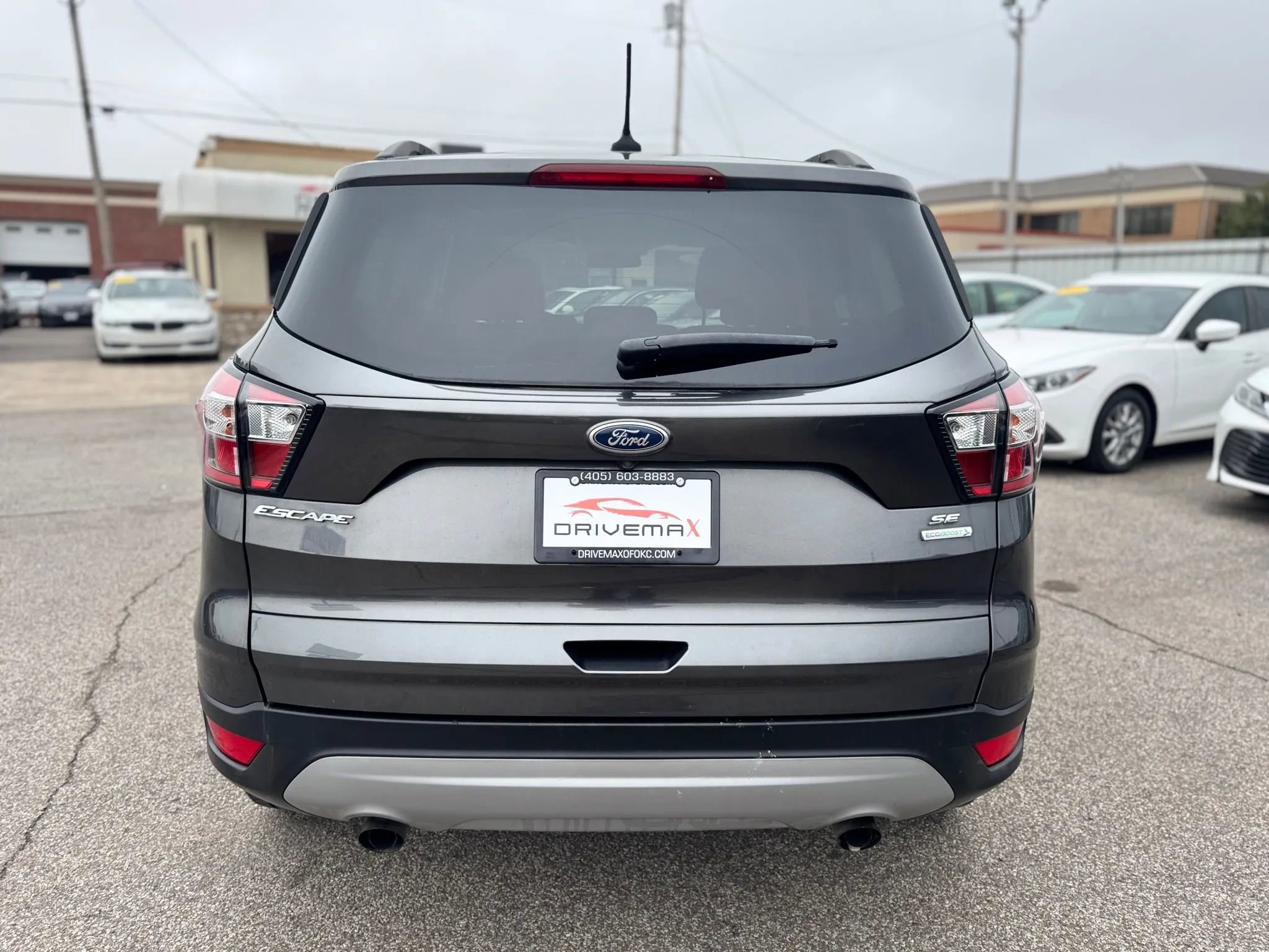 Used 2018 Ford Escape SE w/ SE Sync 3 Package image 4