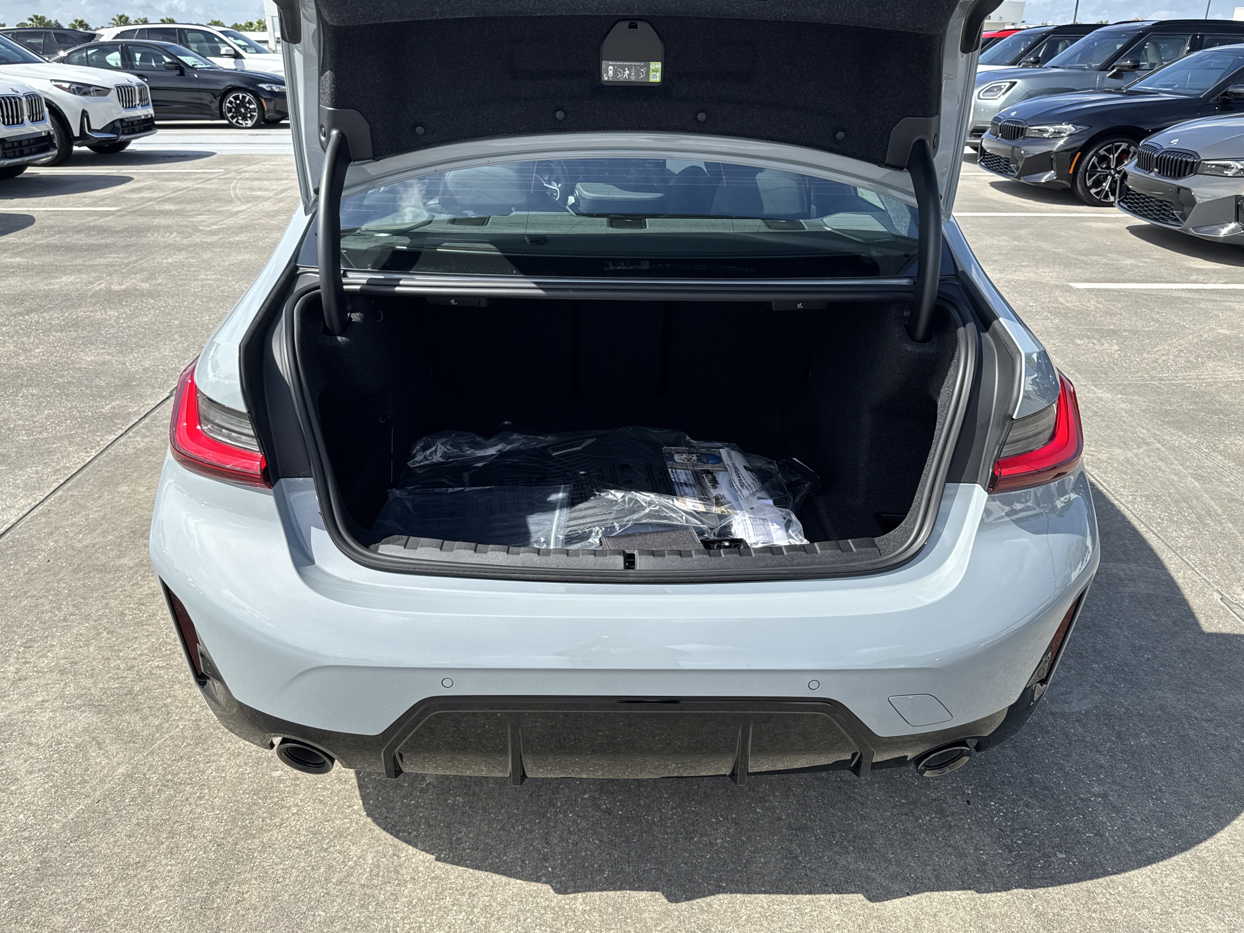 New 2026 BMW 330i Sedan w/ M Sport Package RWD image 12