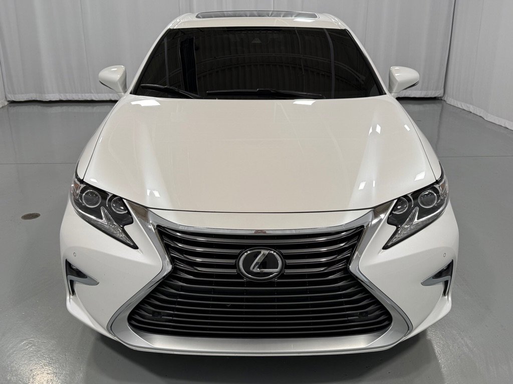 Used 2017 Lexus ES 350 image 2